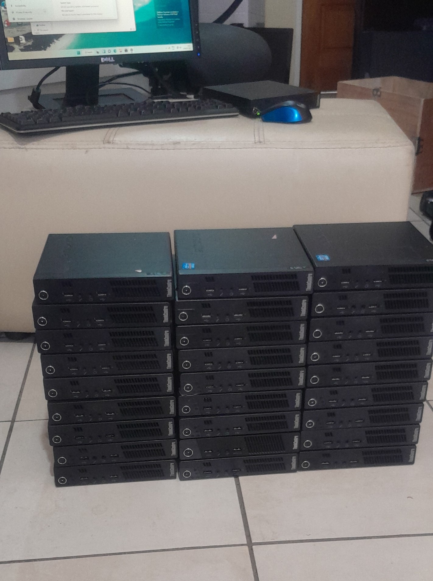 Lenovo ThinkCentre M72E Intel Core i3, 8GB, 320GB Hard Drive Mini PC - Refurbished - Image 3